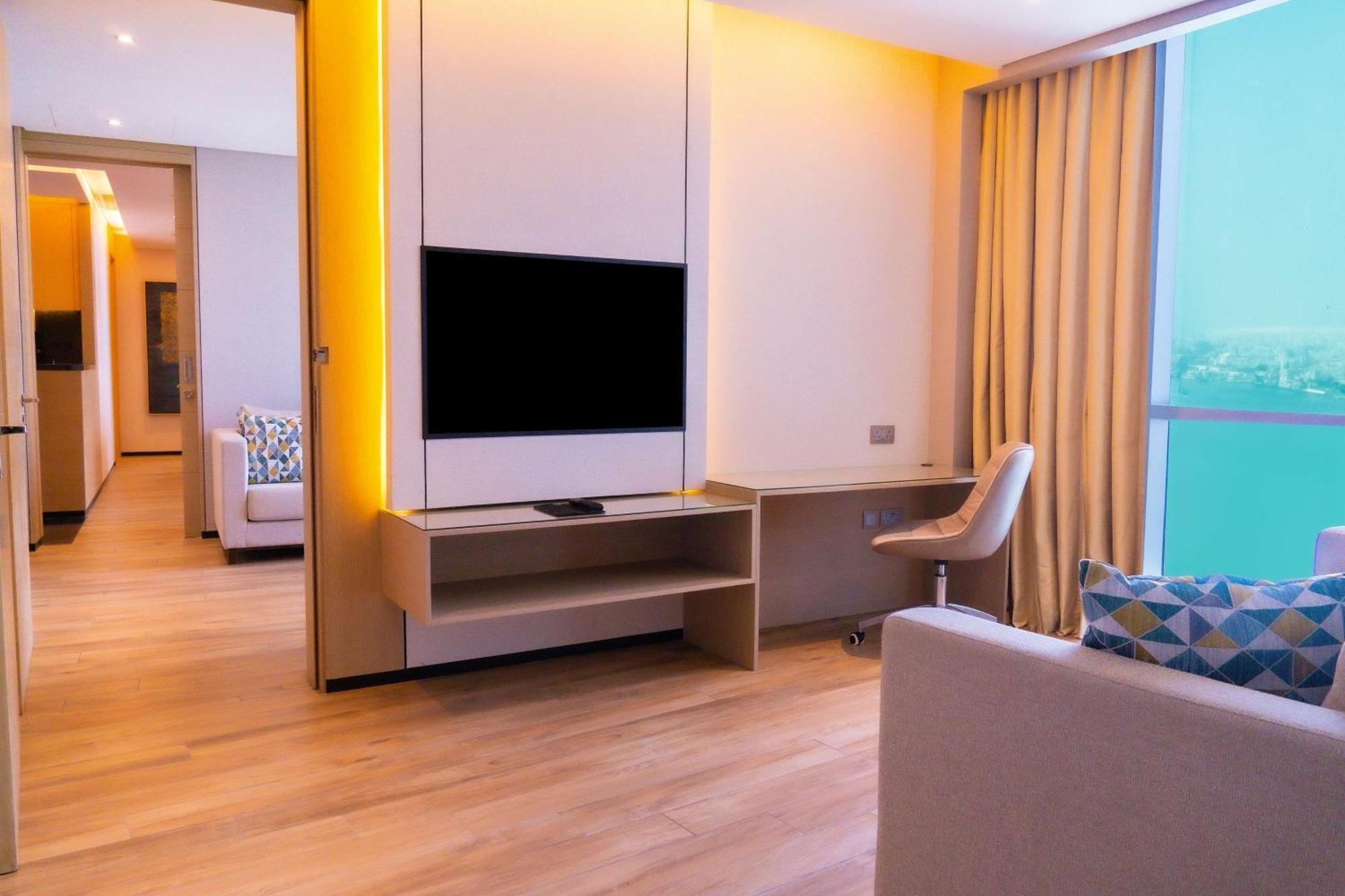 Hilton Bahrain Hotel Манама Екстериор снимка A room at the hotel