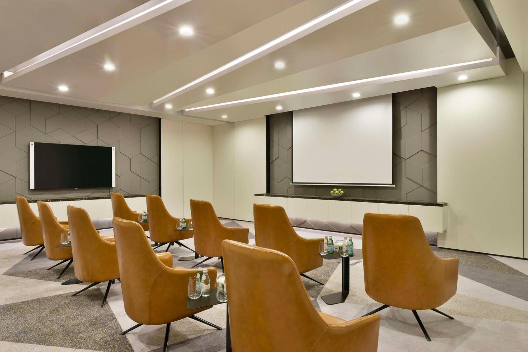 Hilton Bahrain Hotel Манама Екстериор снимка Meeting room