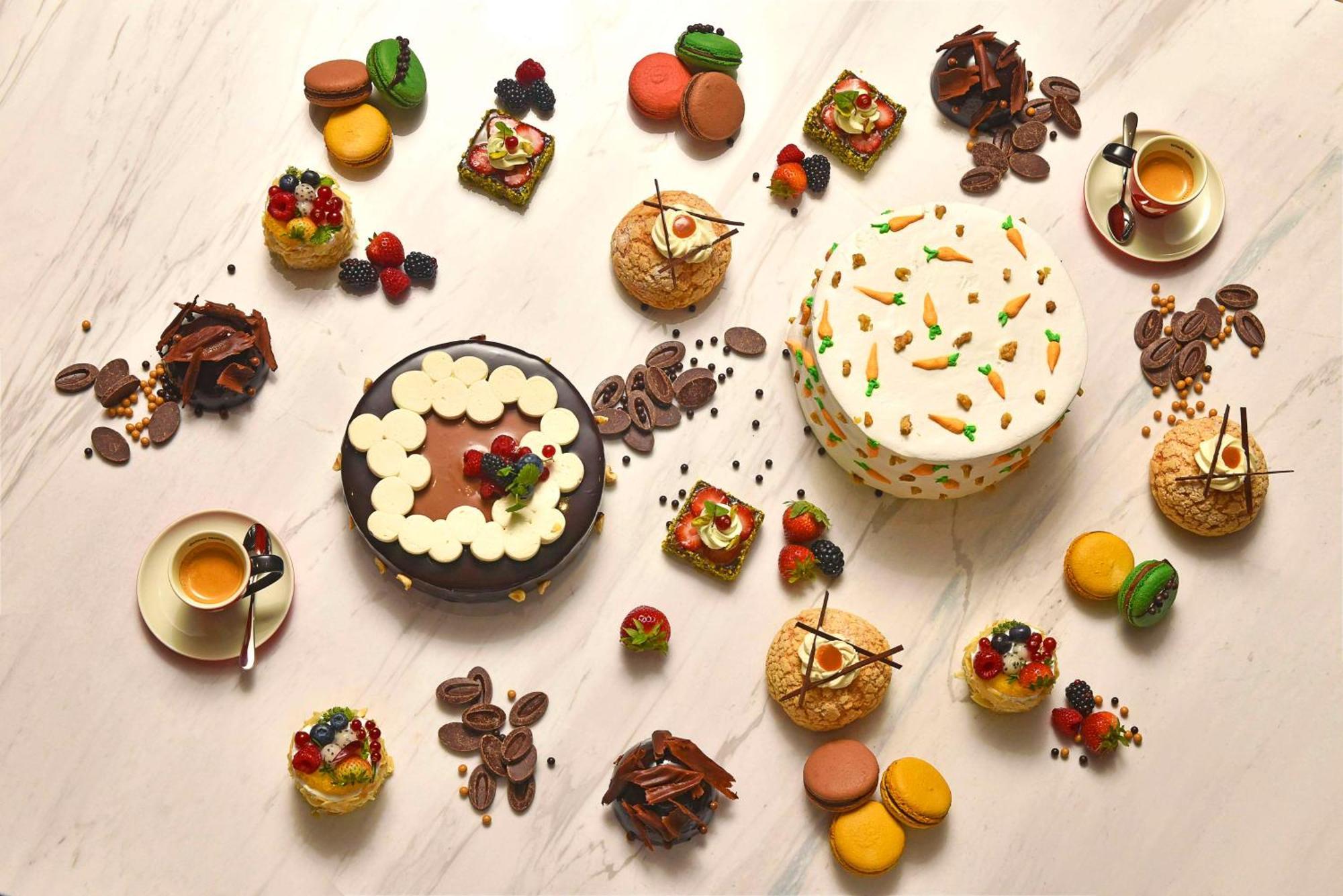 Hilton Bahrain Hotel Манама Екстериор снимка A selection of desserts